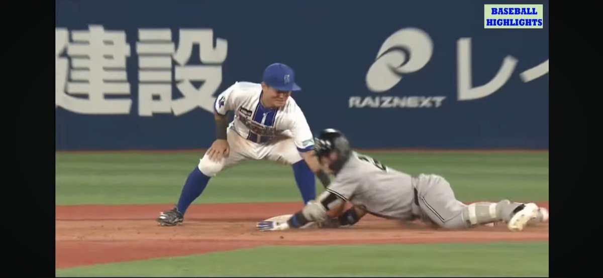 小林誠司選手のツーベース、ファンを沸かせる！