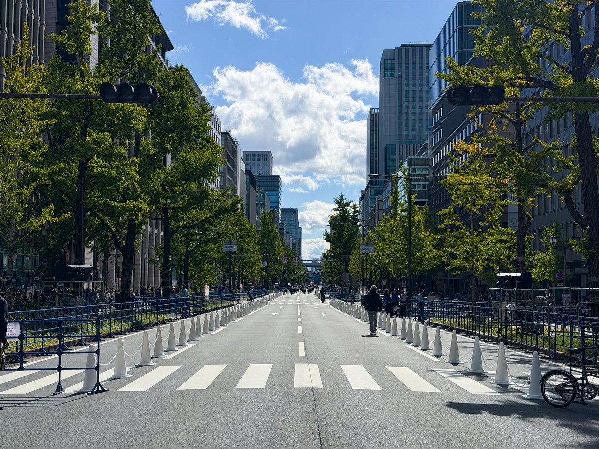 御堂筋ランウェイ2025、SNSで話題に！