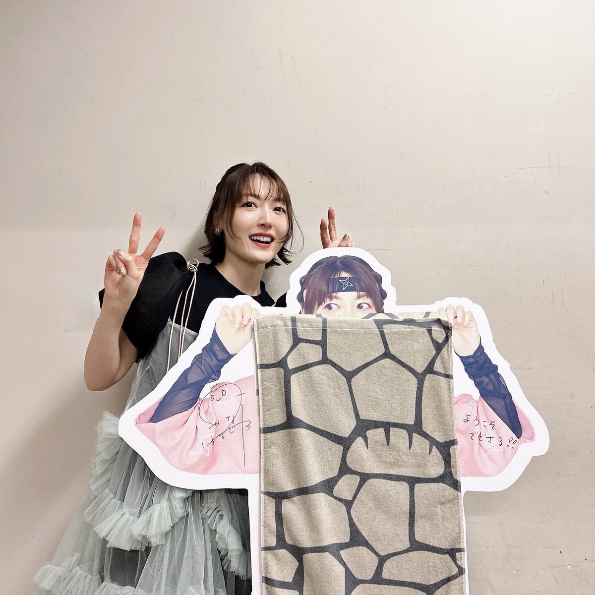 花澤香菜FCイベント、稲田さんとの掛け合いが話題に