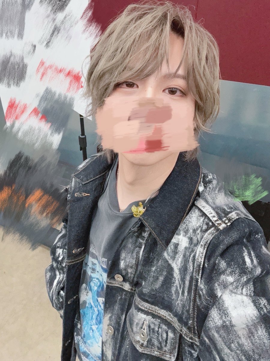 「SNSで話題の「爆イケ」とは？ 」