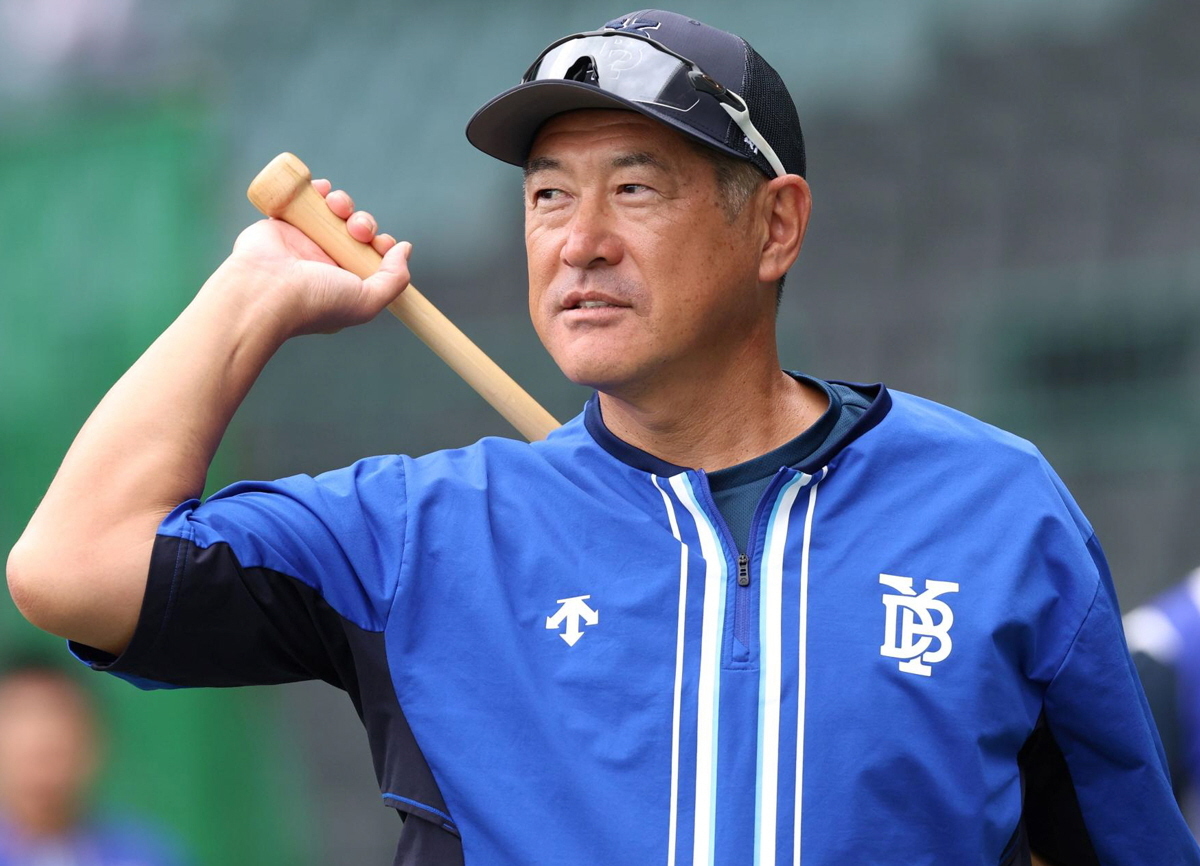 石井琢朗コーチ、DeNAを去る理由とは？
