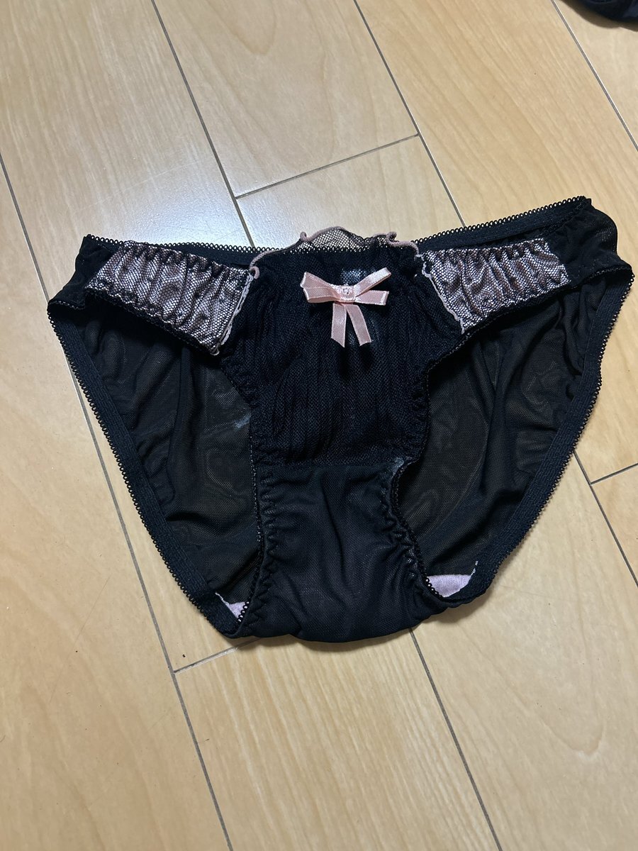 おばさんの使用済みパンティー 