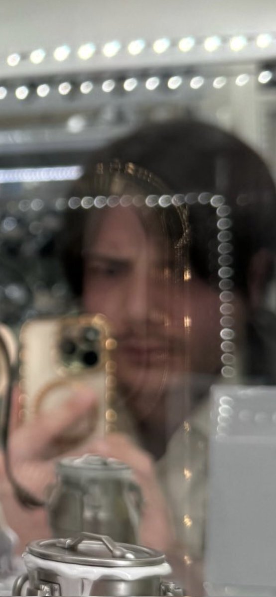 SNSで話題に「顔」  ユーモアあふれる投稿も