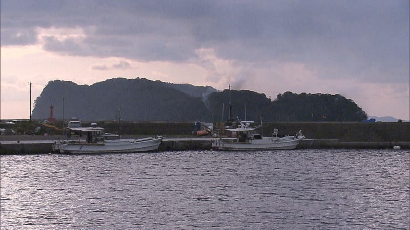 大分市で発生した大規模火災、無人島にも燃え移る