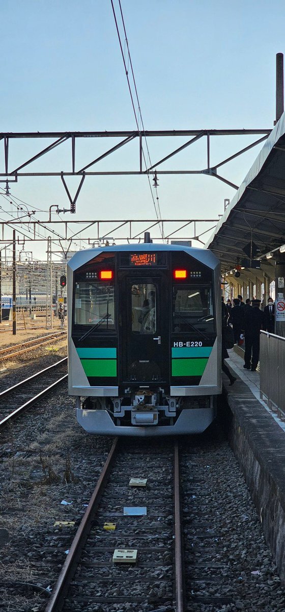 JR東日本、新型車両HB-E220系が八高線でデビュー！ 
