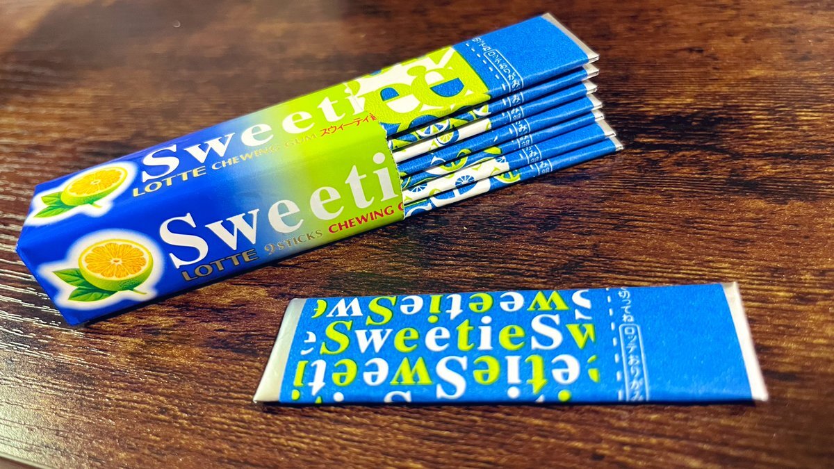 コレクション KissMint メタリックリム レクタングルサングラス - ノワール | CHARLES