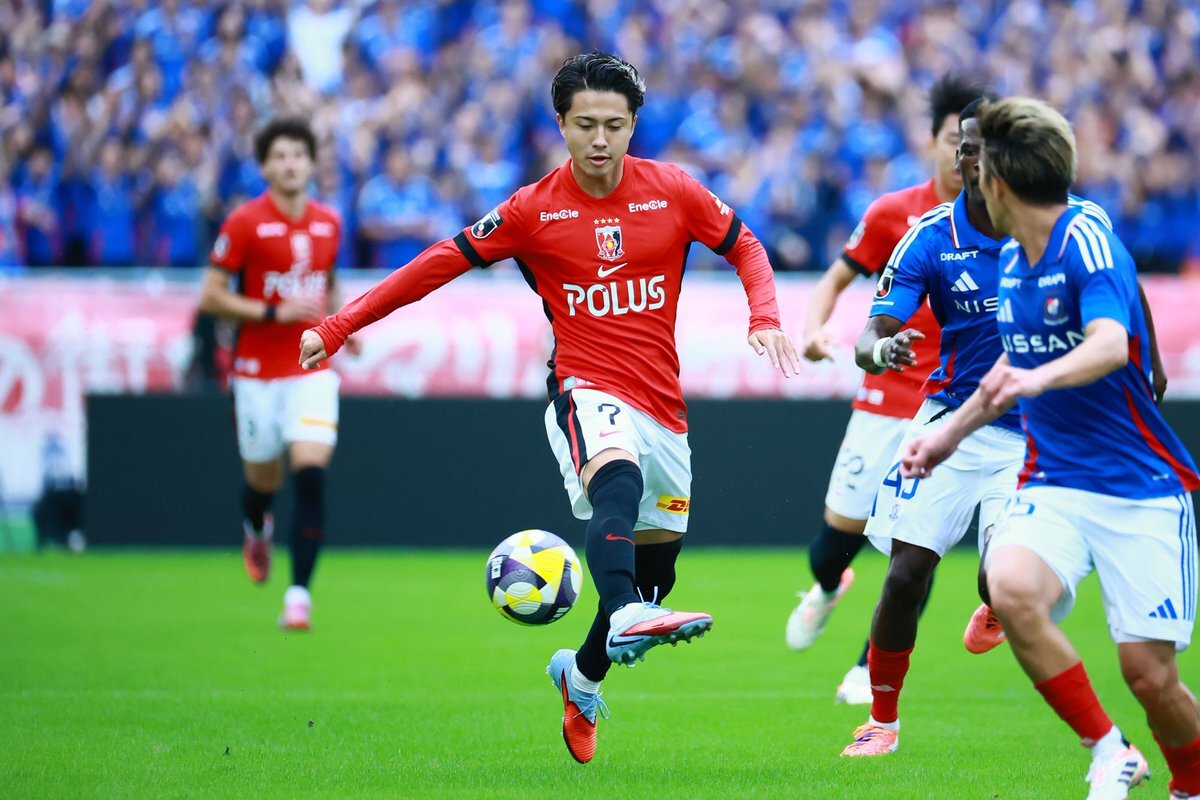 安部裕葵選手、浦和レッズで2,409日ぶりのアシスト！ファン興奮