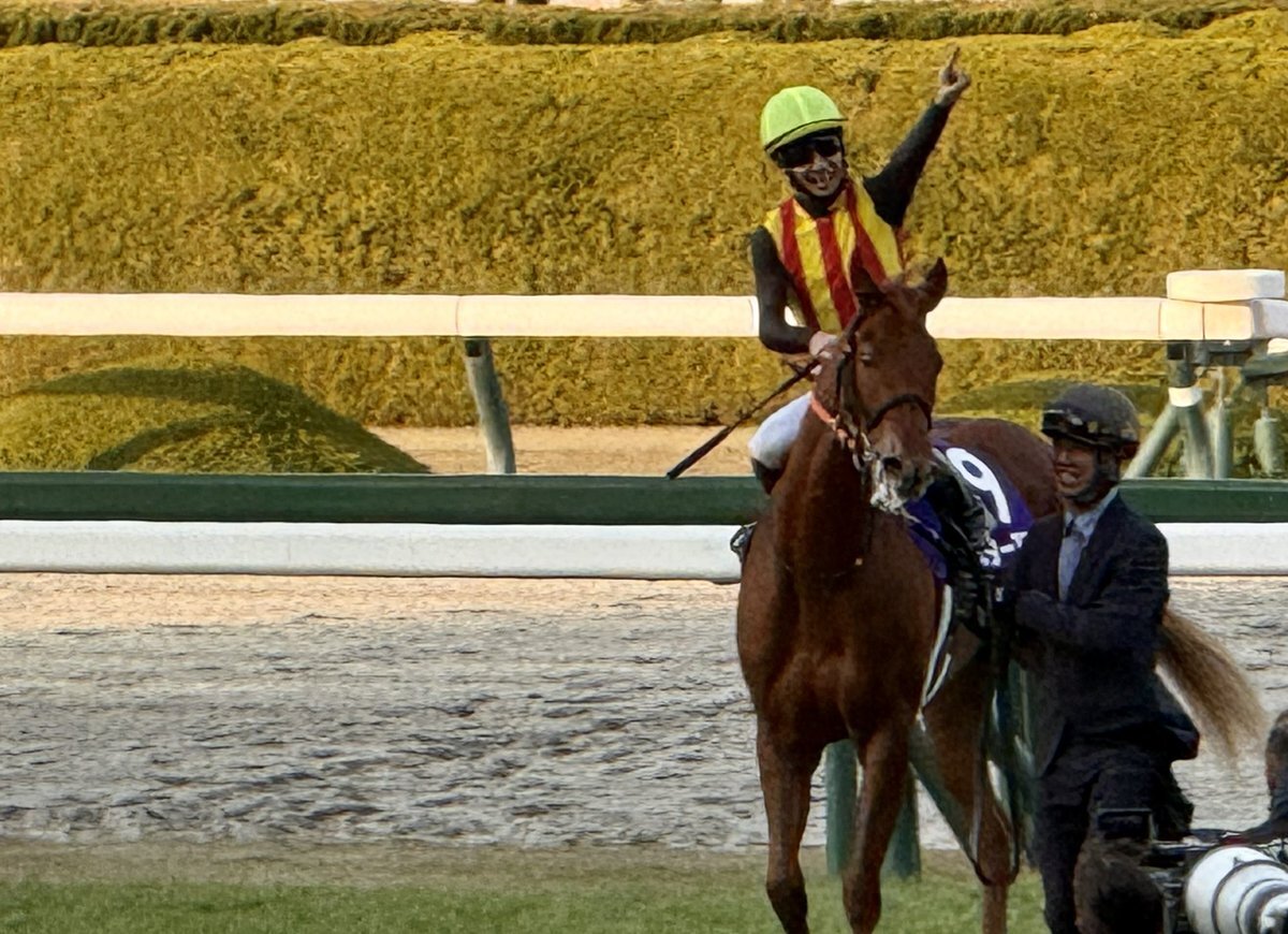 高野厩舎、スターアニスで阪神JF連覇！「女子校」の声も