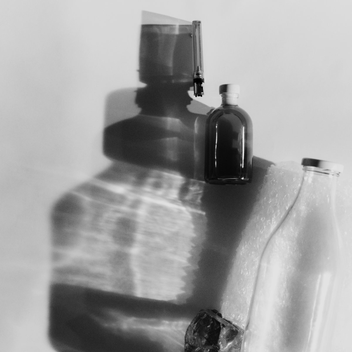 Official髭男dism、新曲「Sanitizer」配信＆MV公開にファン感動