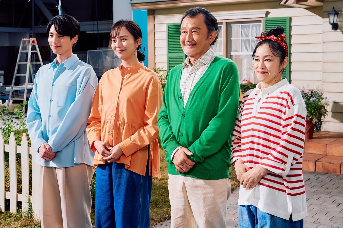 本田響矢、新CMで家族役！「白」の1年にしたいと語る