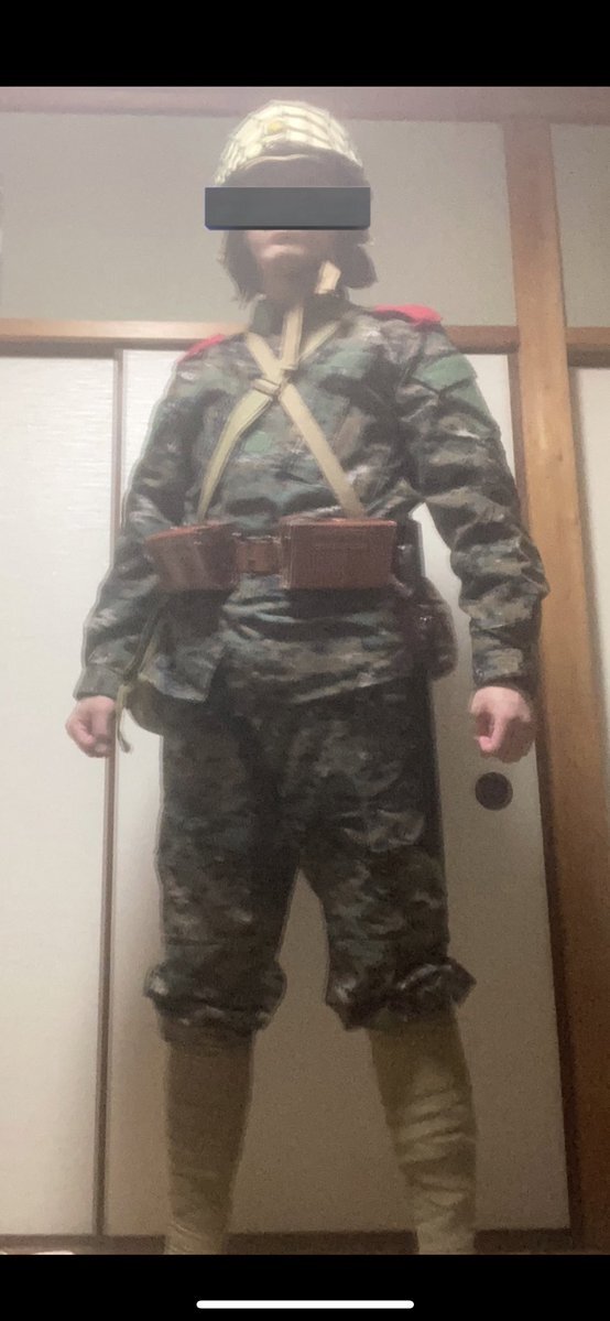 「しがみついている」という表現がSNSで話題に