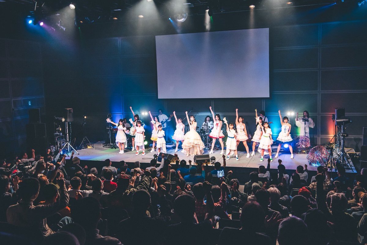 前田有加里、東京国際フォーラムで15周年記念ライブ開催！ファン興奮