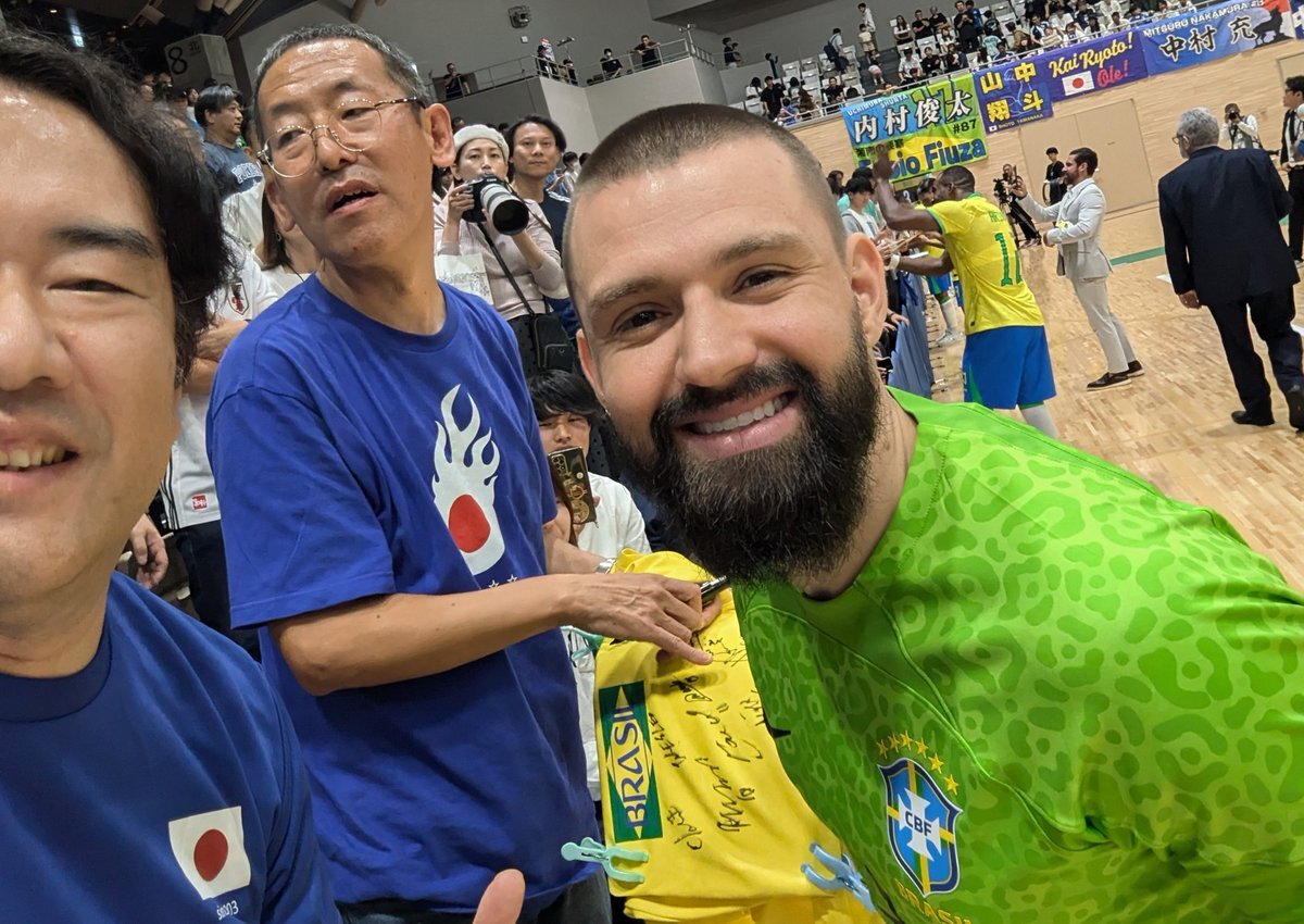 ブラジル代表 サイン」のYahoo!リアルタイム検索 - X（旧Twitter