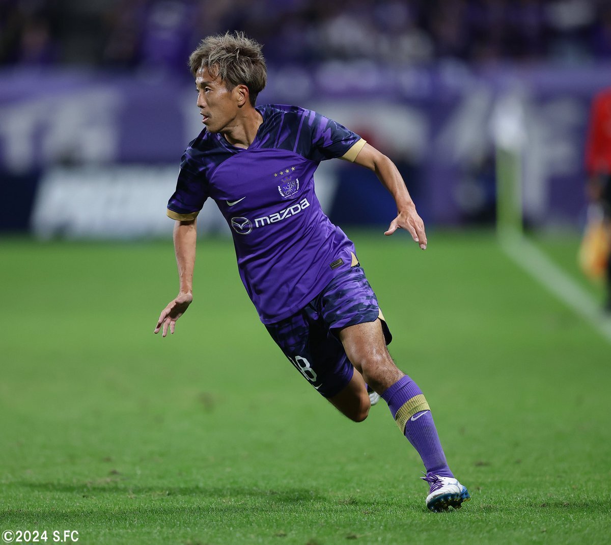 ヴァンフォーレ甲府の柏好文選手、引退へ ファンから惜別の声(2025/11