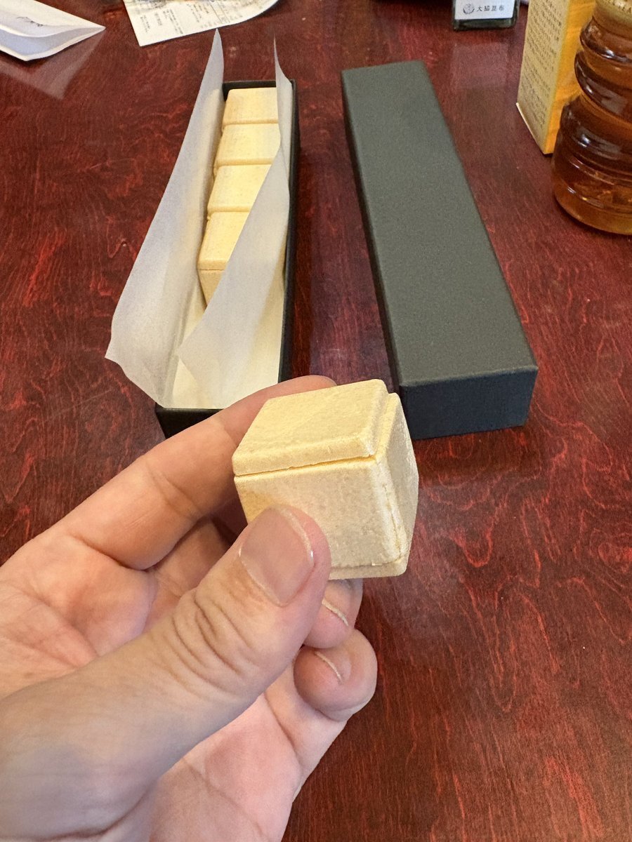 社員旅行、家族参加？ 賛否両論渦巻く企業イベント