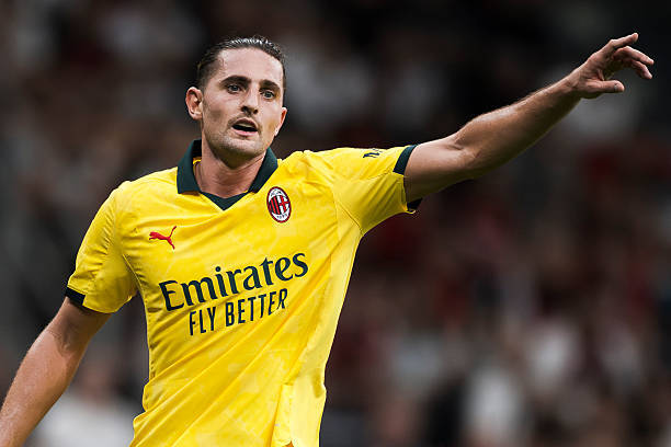 ラビオ復帰！ACミランファン歓喜、ミラノダービーに期待高まる