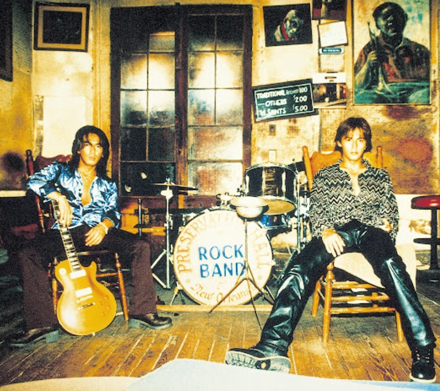 B'z　稲葉浩志　2001 写真 B'z 稲葉浩志 2001 写真 - メルカリ