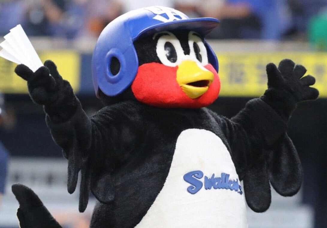 ヤクルトつば九郎、来季から復活！神宮ファン感謝デーで発表