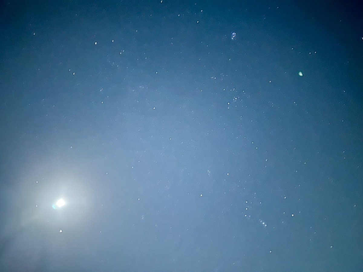 月と木星、夜空に輝く美しさは？