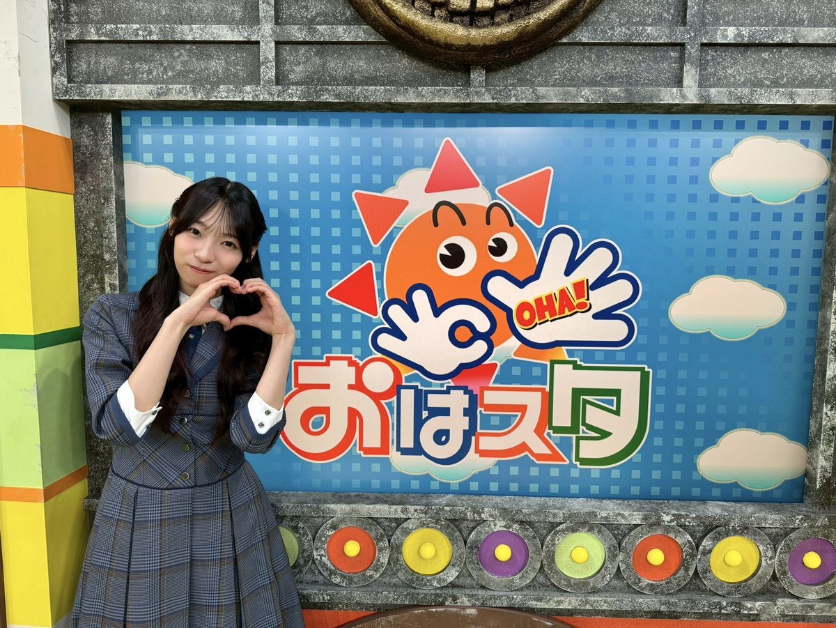 宮地すみれ、"バーン🔫"でファンを魅了！