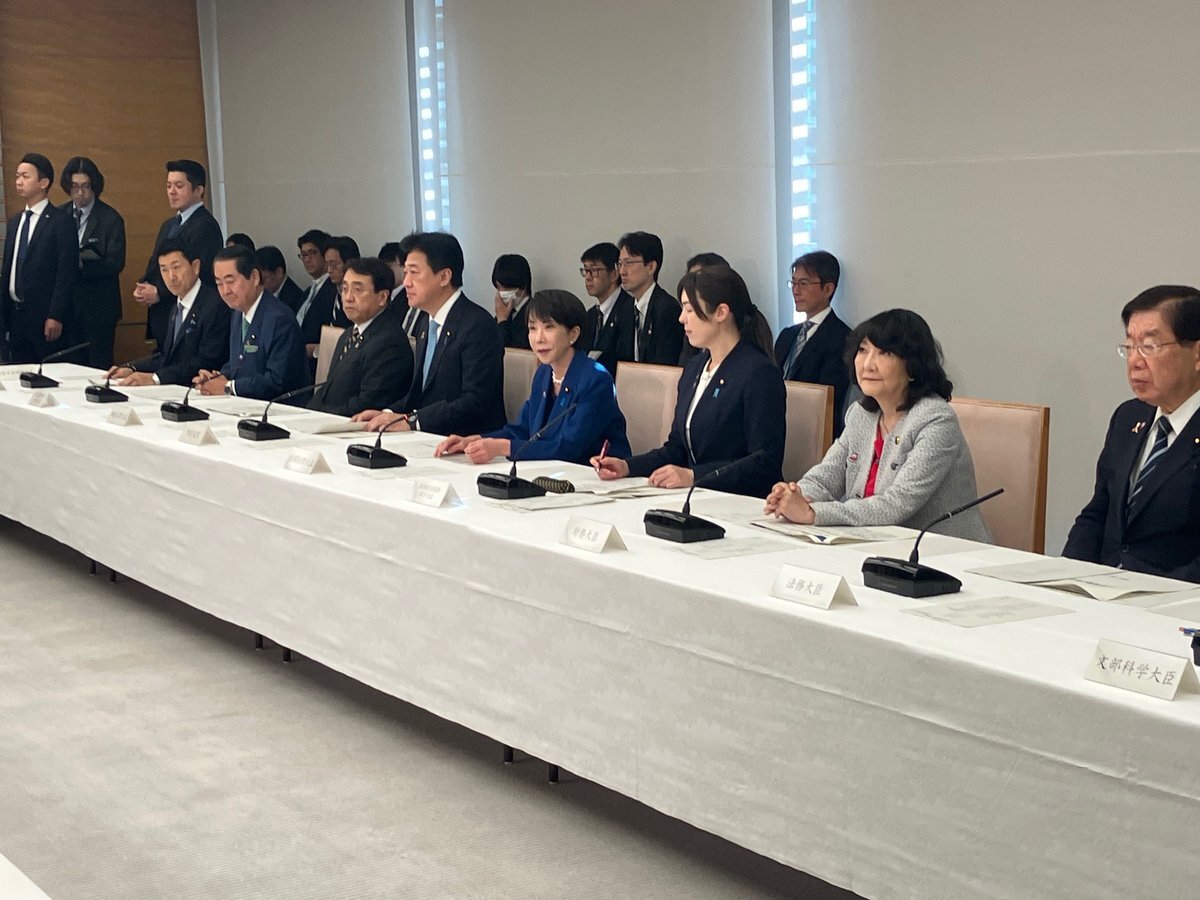 高市総理、予算委員会初日深夜まで答弁書作成に