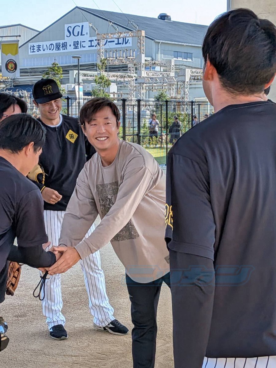 島本浩也投手のトレード、ファンはどんな反応？