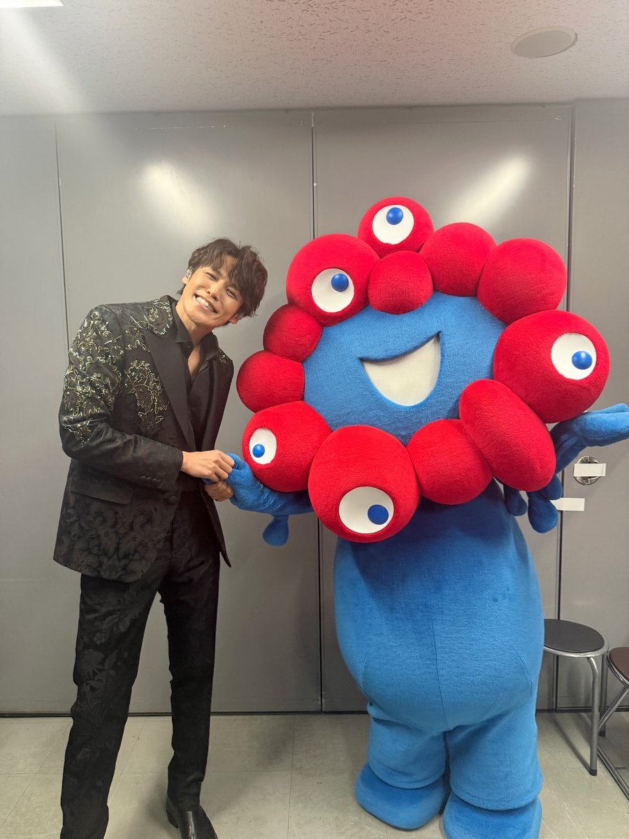 マッチ＆マモ「ギンギラギンにさりげなく」！FNS歌謡祭で世代を超えたコラボに歓声