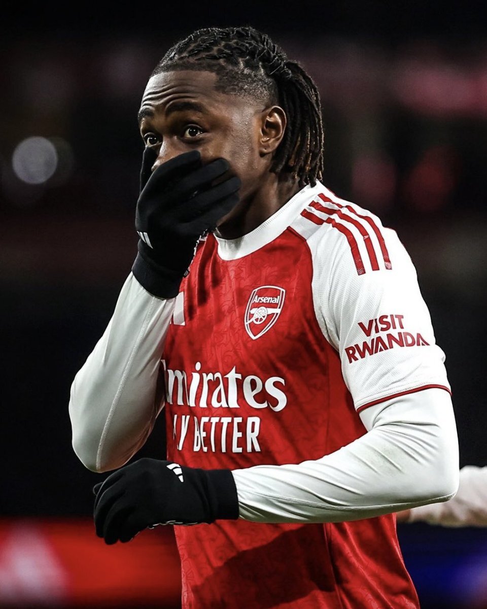 エゼハットのハットトリックでカスパを撃破！アーセナルファン大喜び