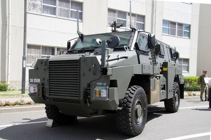 高機動車 後継
