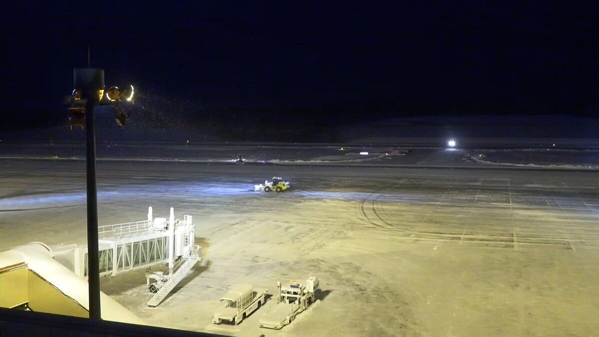 今季最強寒波！各地で初雪、交通機関に注意