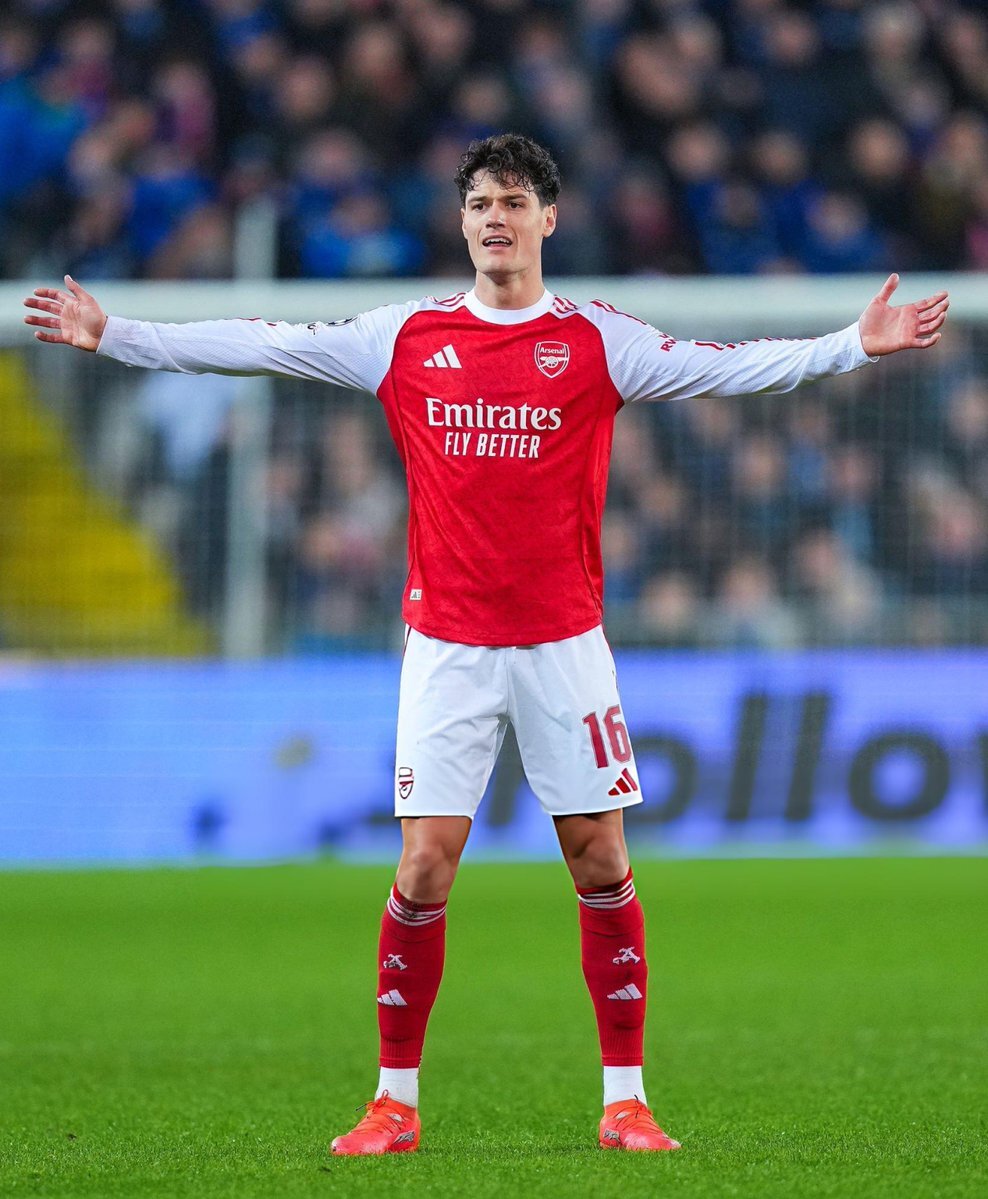 アーセナルサリバ、PK戦勝利で活躍！ファンは絶賛