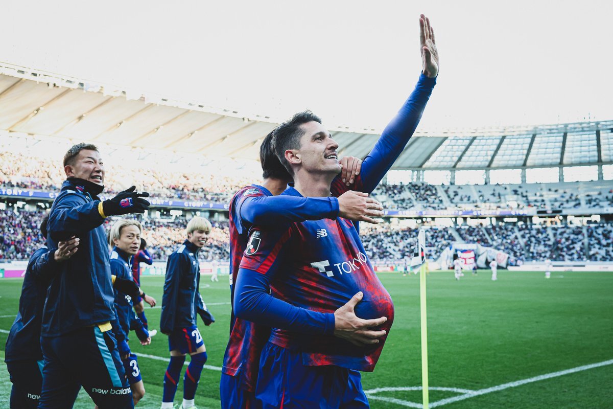 エンリケ退団発表にファン悲しむ「ダービーの得点だけでも伝説」