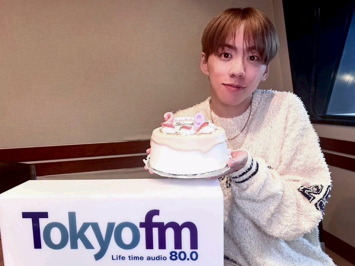 基俊介さん、29歳の誕生日をファンに祝福された！