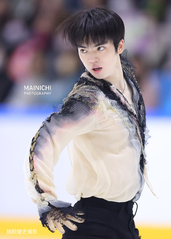 チャ・ジュンファン直筆サイン入り2Lサイズ写真…韓国男子フィギュアスケート選手… チャ・ジュンファン直筆サイン入り2Lサイズ写真…韓国男子
