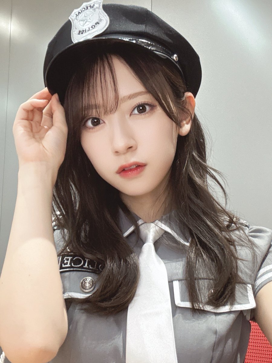 金村美玖、ハロウィン姿でファンを魅了！