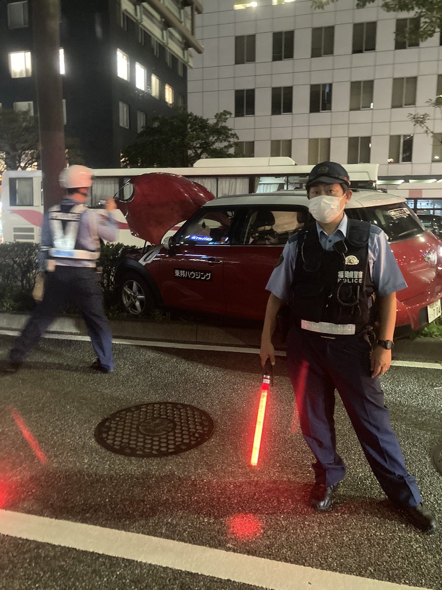車の事故 福岡市中央区天神2丁目1 1付近 事故 災害 Yahoo リアルタイム検索