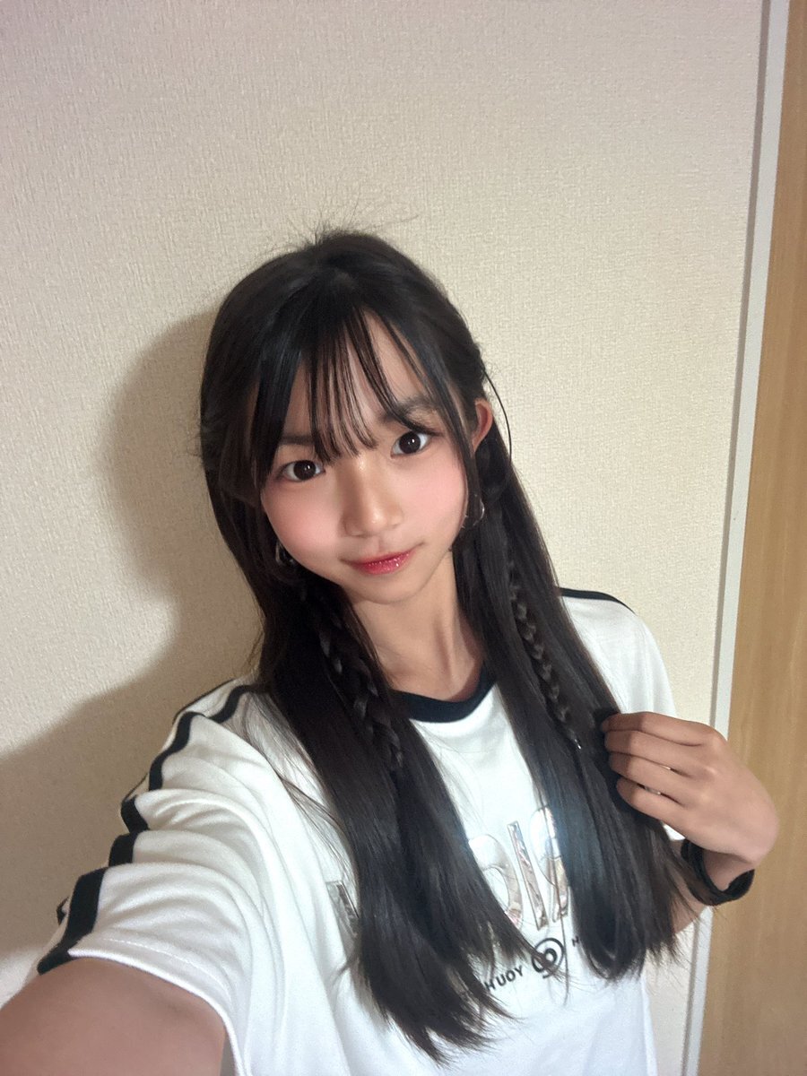 JS twitter 自撮り おっぱい 