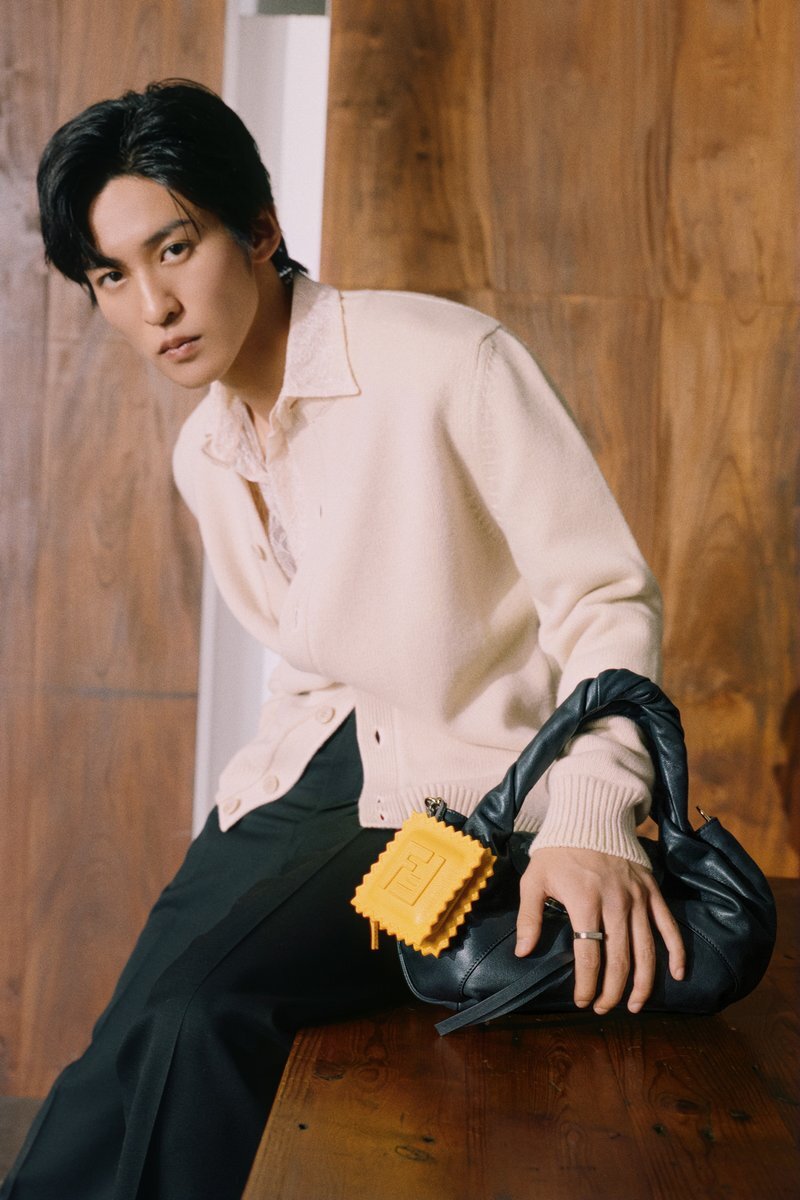FENDI フェンディロゴ入りジャケット　コメントセール中 フェンディ」のYahoo!リアルタイム検索 - X（旧Twitter）を