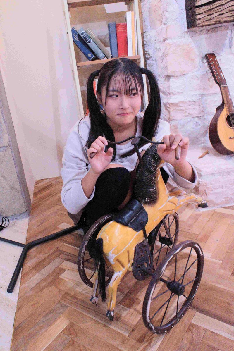 ジュニアアイドル小学生 Twitter エロ垢 