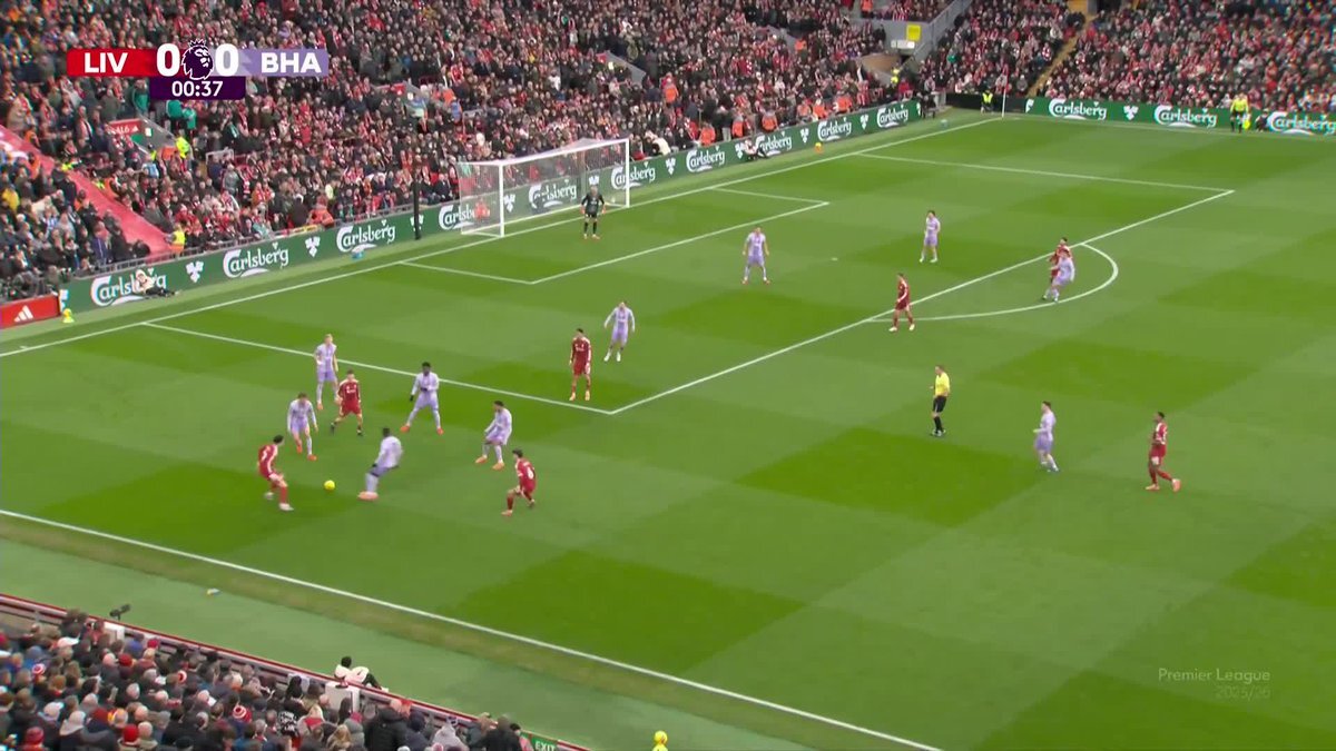 エキティケ、リヴァプール戦で開始1分速攻ゴール！ファン興奮