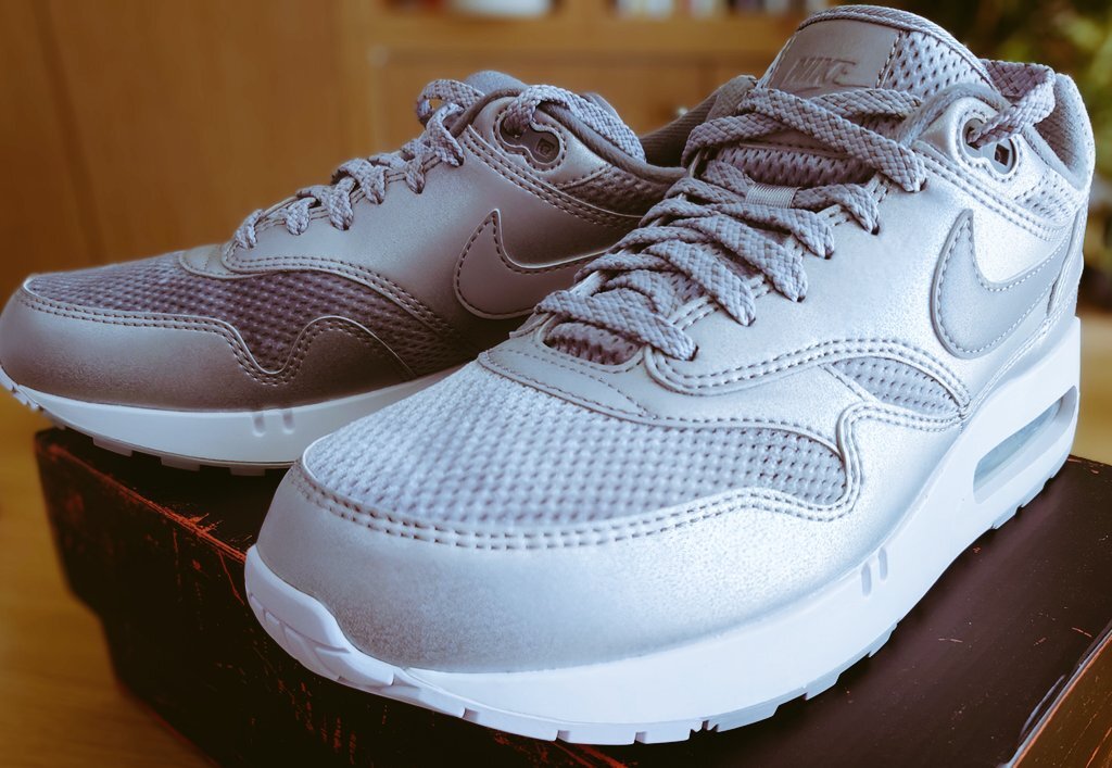 NIKE AIRMAX1(写真更新いたしました) Nike Air Max 1 '86 OG Big Bubble Korea World Make FN7652-030