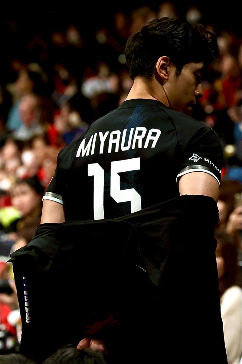 宮浦健人　オーセンティックユニフォーム　ブラック 宮浦健人 オーセンティックユニフォーム ブラック HATTRICK（ハット