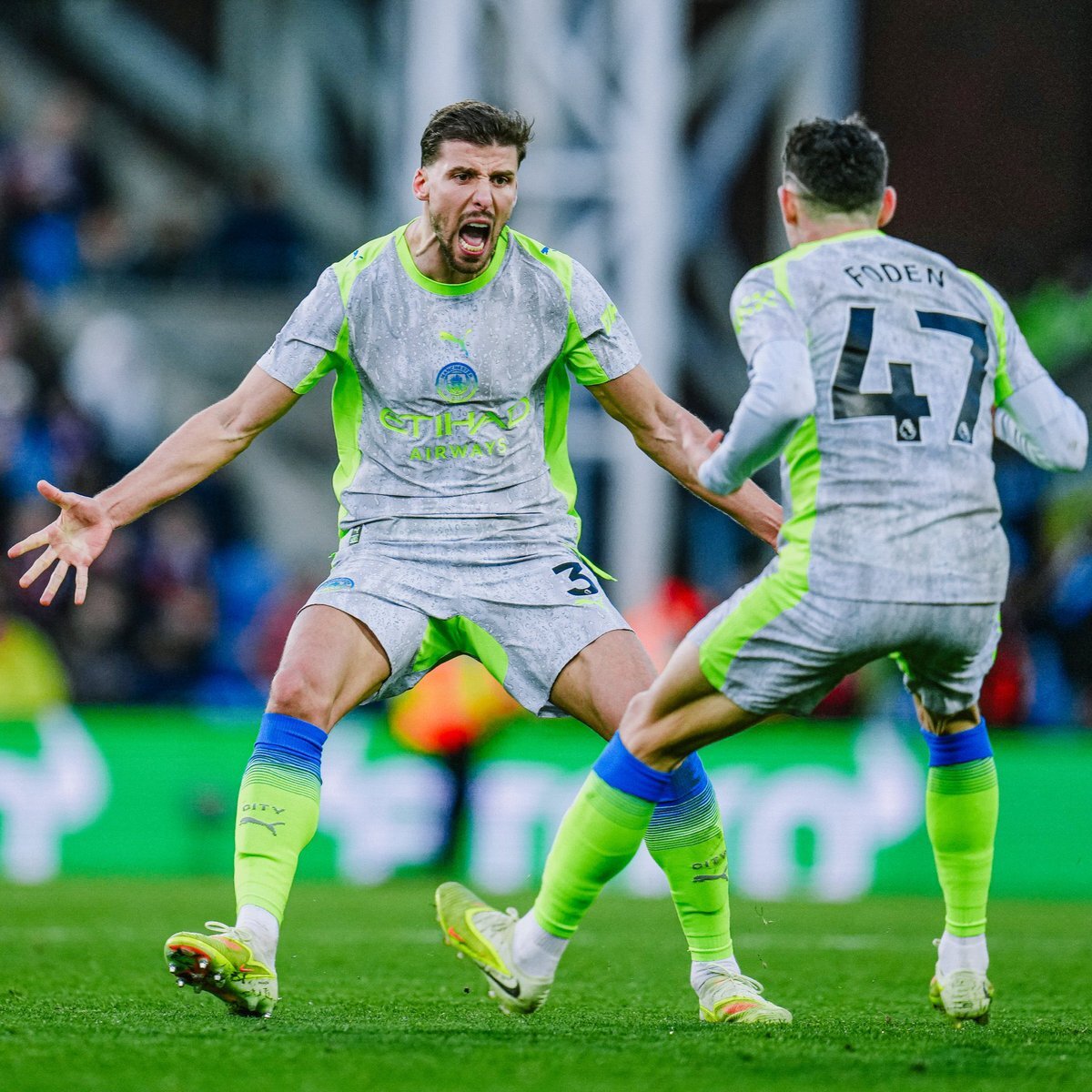 サヴィーニョ、マンチェスター・シティで活躍！ファンから称賛の声