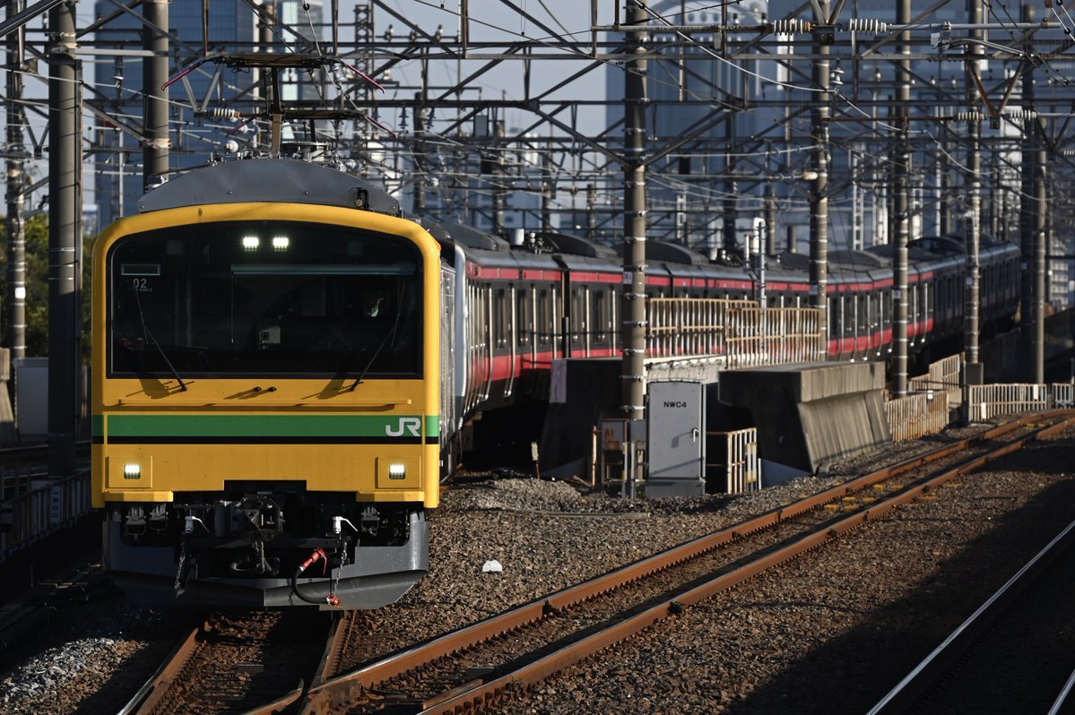 E493系がE233系を牽引！AT入場配給列車が話題に