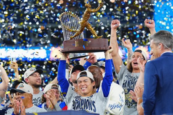 山本由伸、ワールドシリーズで胴上げ投手！