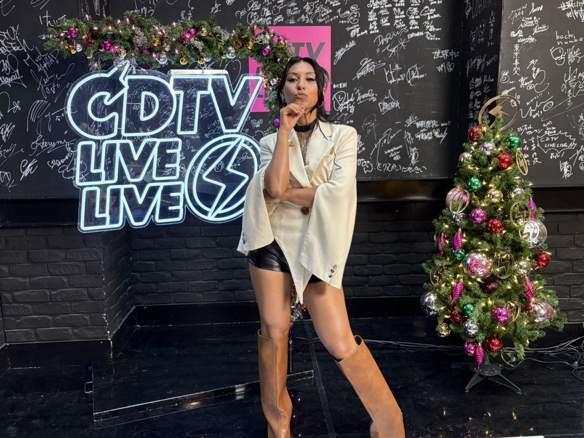 シェネル、CDTVで「Golden」カバーパフォーマンスにファン興奮