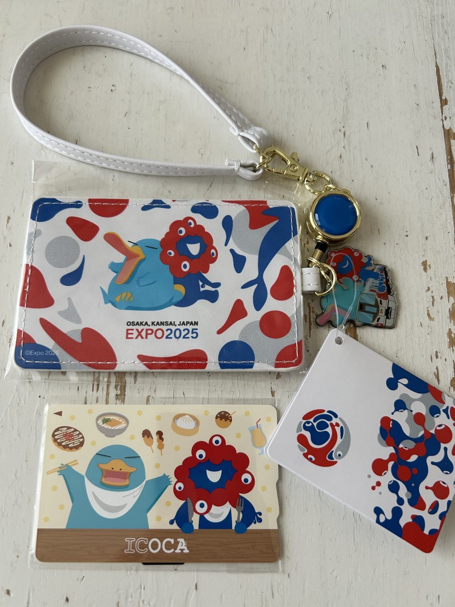 9/28終売今後販売なし　万博　ICOCA＆Vポイントカード＆切符風カード 他SNSで話題になってた大阪万博の記念切符🎫風カード。 どうやら