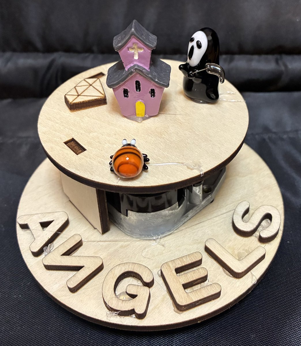 「残酷な天使のテーゼ」がSNSで話題に！ カラオケ配信やオルゴール制作も