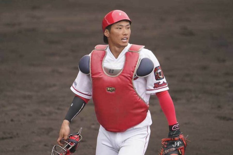 新井監督、坂倉選手の守備位置は？