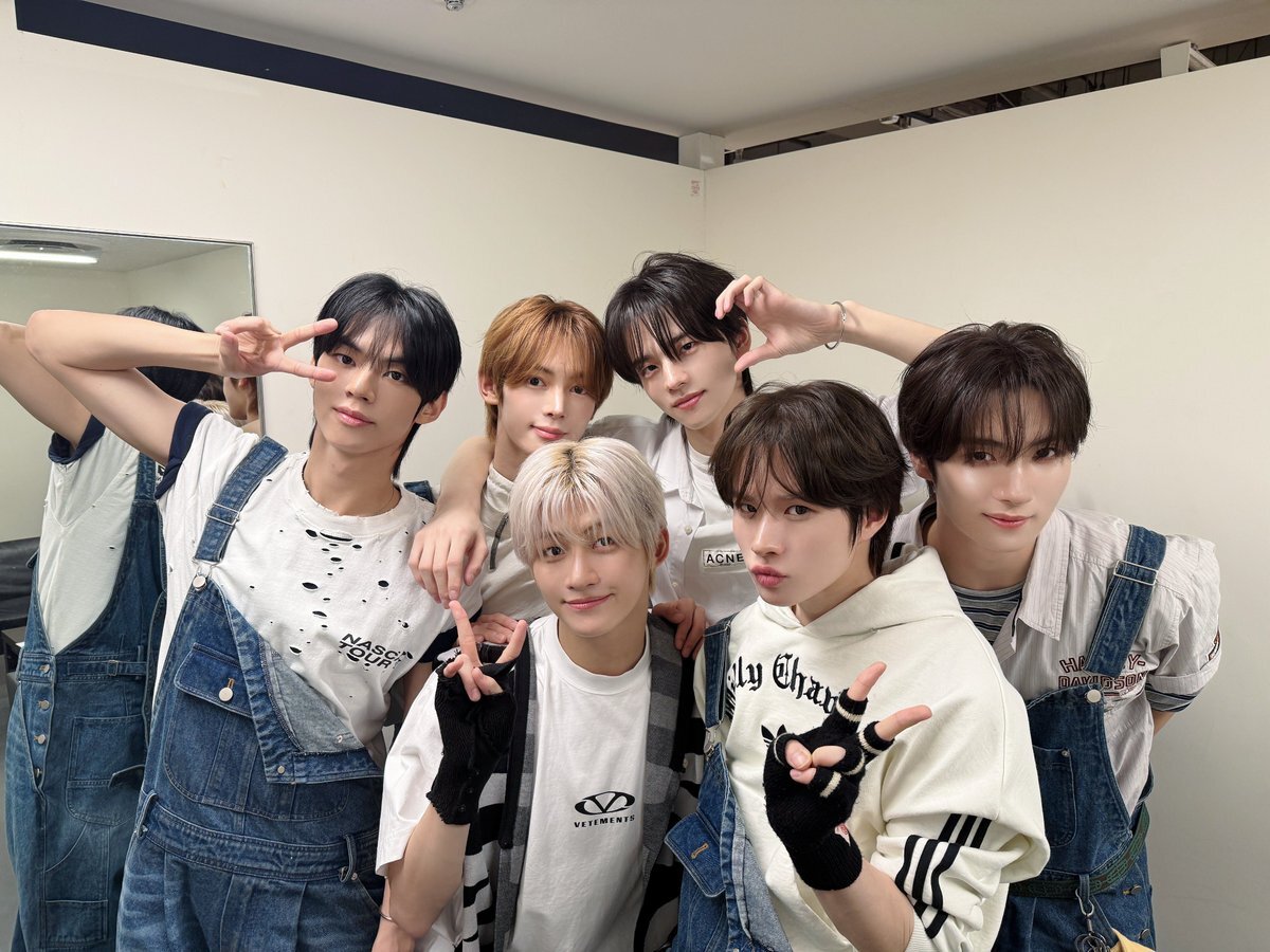 TWS、新アルバム発売記念でサイン会開催！ファン興奮の投稿が多数